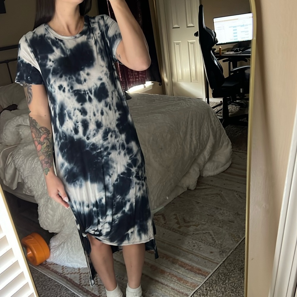 Long Tie-Dye Dress Front Knot